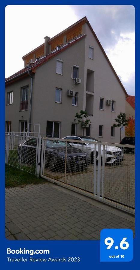 Blonde River Apartman Soter סגד מראה חיצוני תמונה